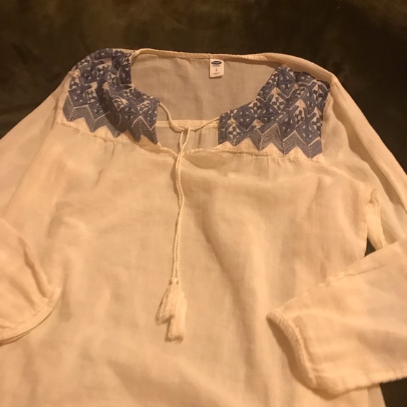 Old Navy blouse - Picture 6 of 6